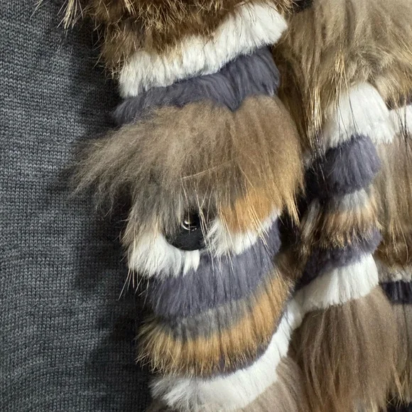 Fur Striped Jacket - Raccoon and Rabbit - Picture 2 of 7
